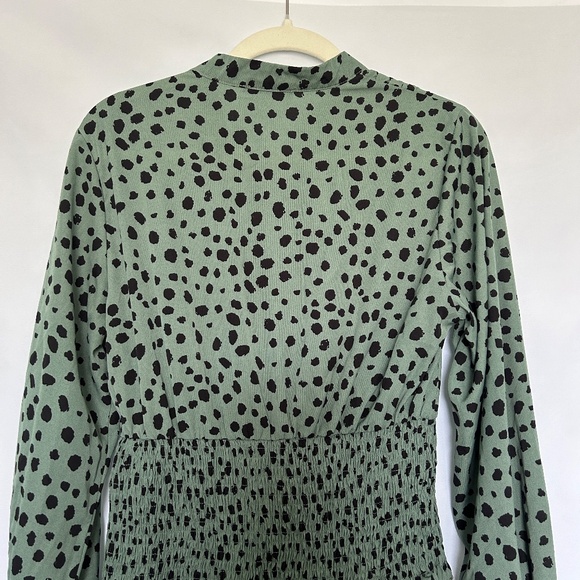 Pretty Garden Green and Black Animal Print Dress - Picture 8 of 10